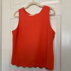 Monteau scalloped edge top